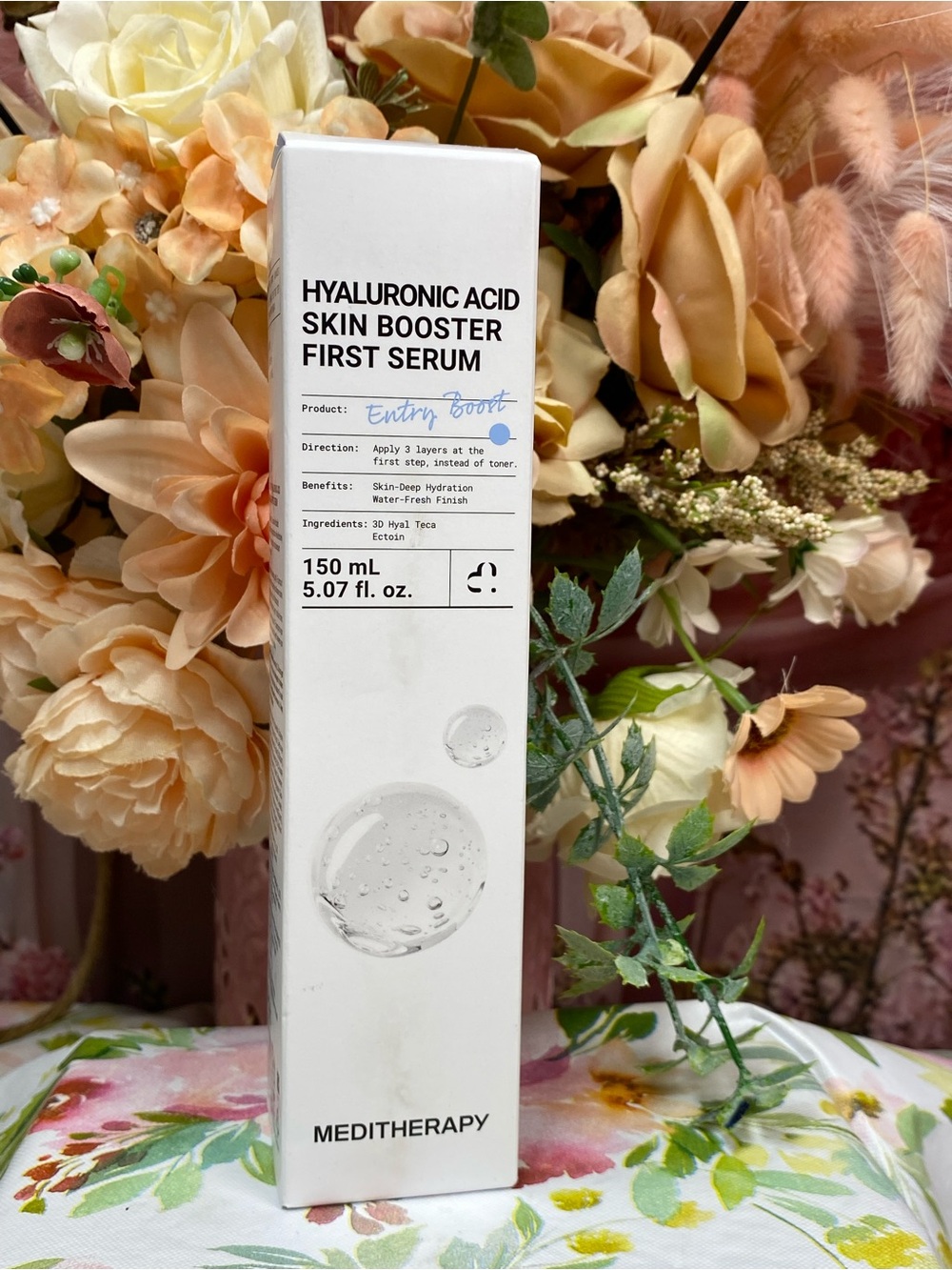 Hyaluronic Acid Skin Booster First Serum - White